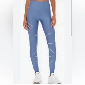 Alo Yoga Reflective Leggings N165-58